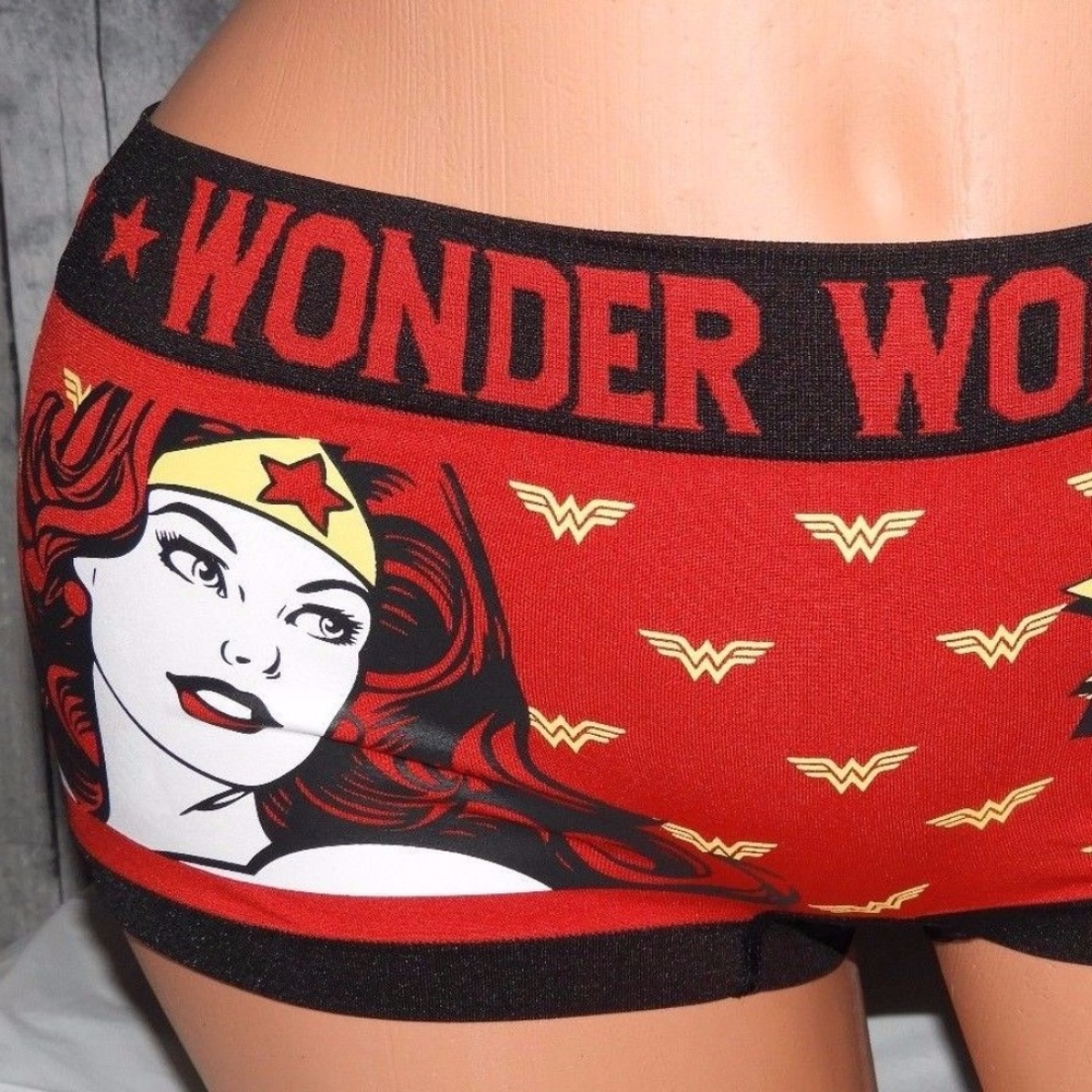 Wonder Woman Panty Underwear Size Large 7